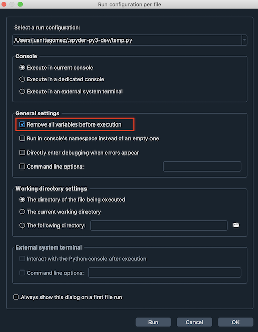 Spyder's remove all variables run configuration